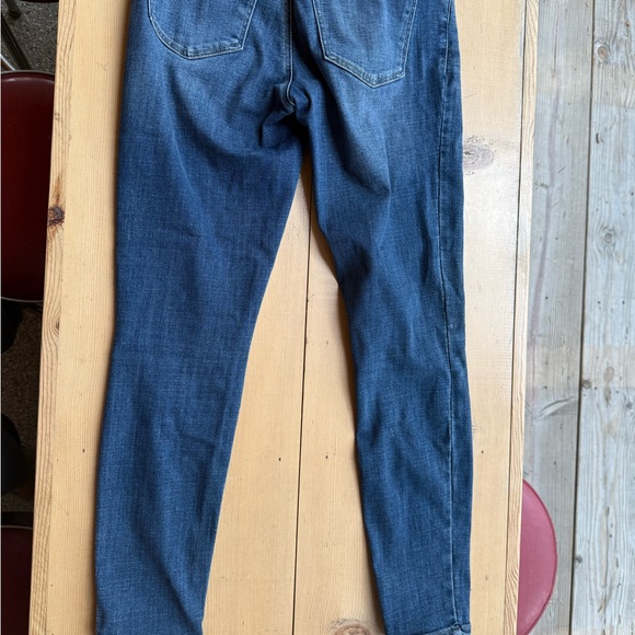 Lucky Brand women’s Blue Jeans - Picture 3 of 4